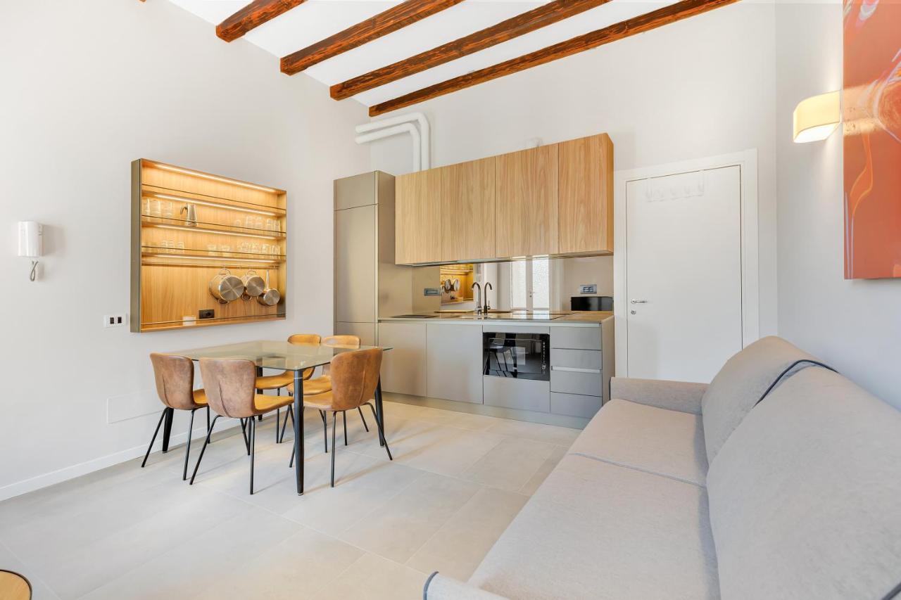 ブッチナスコAlessia'S Flat - Naviglio Grande 2アパートメント エクステリア 写真